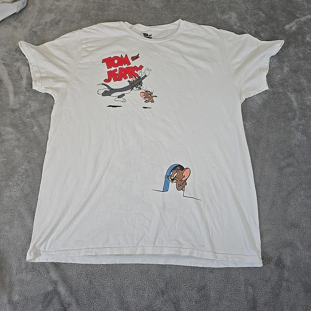 Tom and Jerry Shirt Mens Large White Wrap-Around Graphics Cartoon Classic